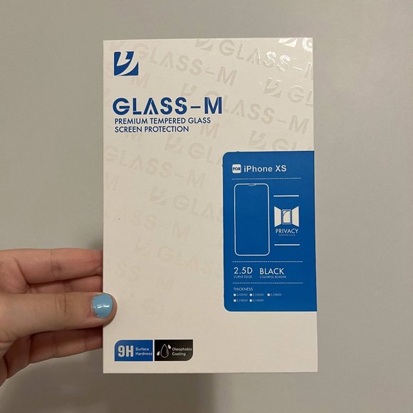 iPhone XS Privacy Glass Screen Protector - Picture 1 of 2